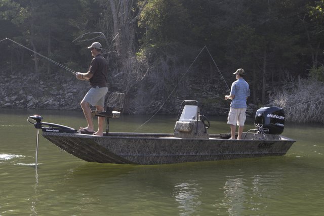 Small lightweight and, durable boats made of aluminum are most often used for freshwater fishing. They are generally very simple craft, featuring riveted or welded aluminum hulls and bench seating.