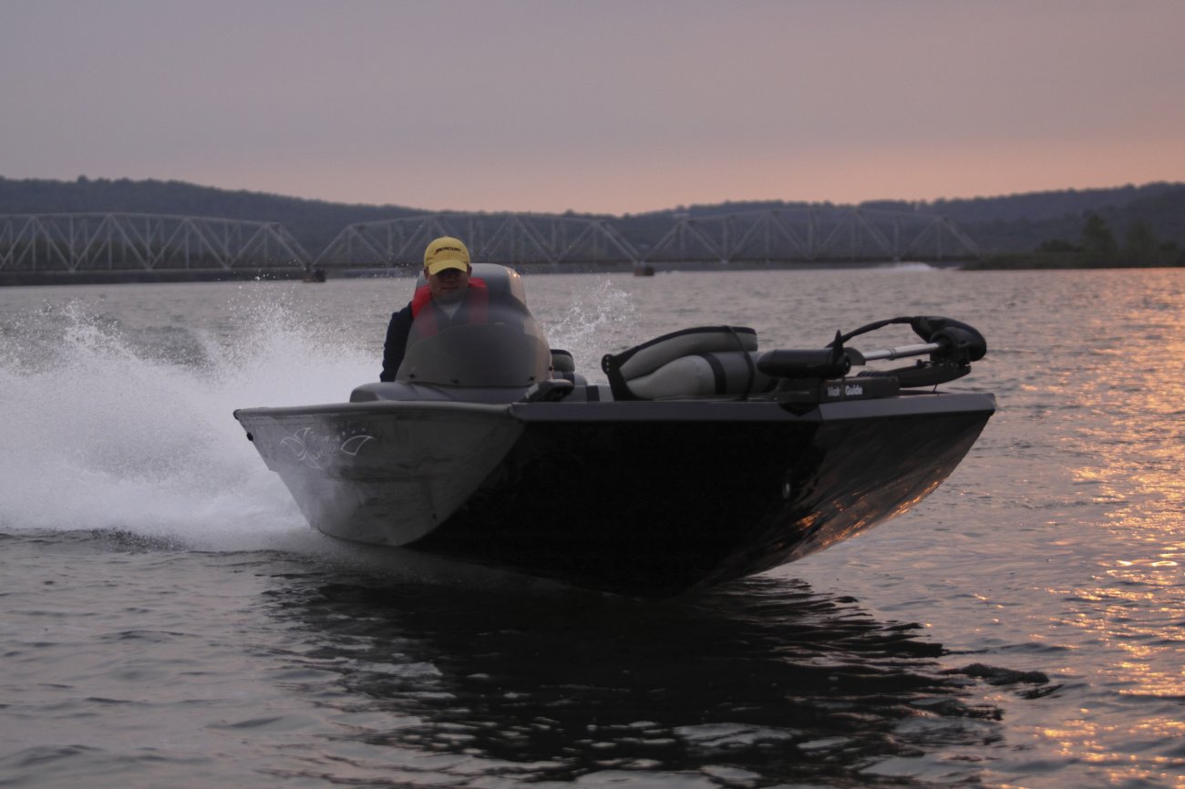 Small lightweight and, durable boats made of aluminum are most often used for freshwater fishing. They are generally very simple craft, featuring riveted or welded aluminum hulls and bench seating.