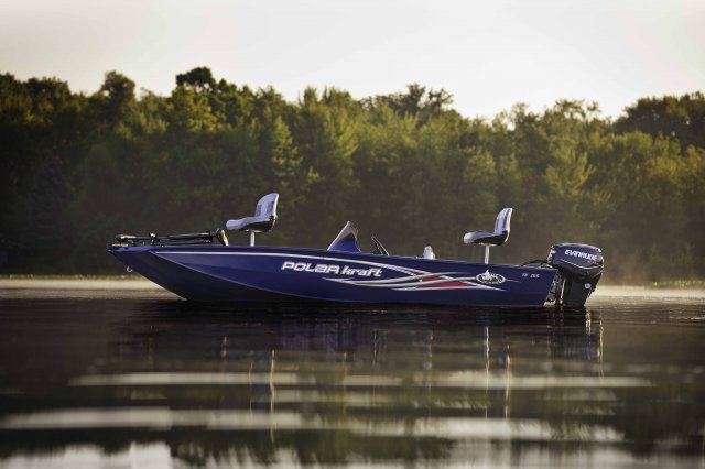 Small lightweight and, durable boats made of aluminum are most often used for freshwater fishing. They are generally very simple craft, featuring riveted or welded aluminum hulls and bench seating.