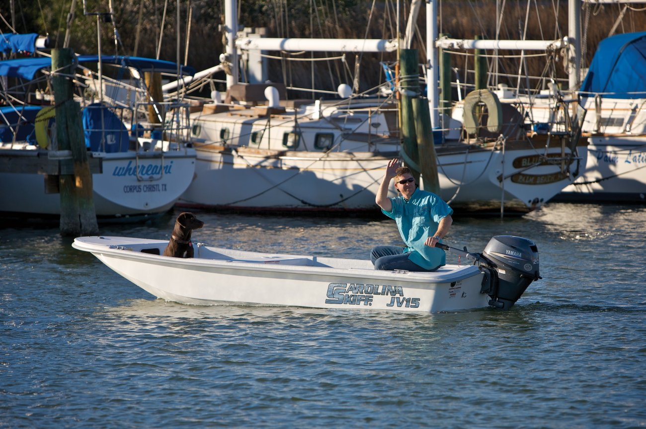 Is your family being pulled in different directions? Whether it's fishing, tubing, skiing or just cruising along enjoying the scenery, there are few forms of recreation that offer families the chance to reconnect like a day spent together on the water.