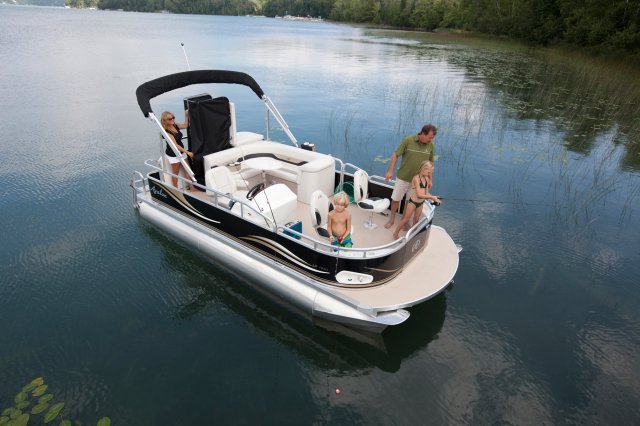 Avalon Pontoon boats are a result of our total commitment to making the finest pontoon boats in the world. These luxurious boats are a beautiful composition of the finest elements known to pontoon boating, along with over 40 years of pontoon boat manufacturing experience. The finest construction, the most luxurious designs and the largest group of unique standard features create a distinctly different and clearly superior pontoon boat that will exceed your expectations.