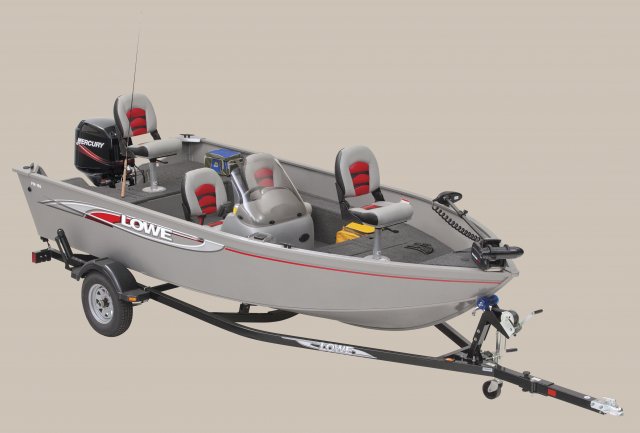 Small lightweight and, durable boats made of aluminum are most often used for freshwater fishing. They are generally very simple craft, featuring riveted or welded aluminum hulls and bench seating.