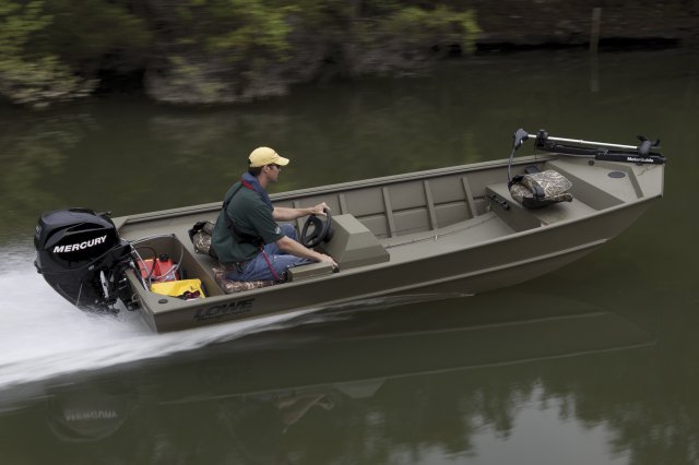 Small lightweight and, durable boats made of aluminum are most often used for freshwater fishing. They are generally very simple craft, featuring riveted or welded aluminum hulls and bench seating.