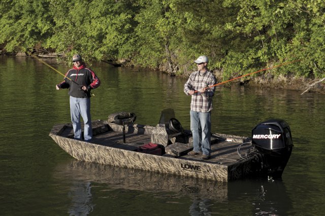 The definition of an outboard motor is a detachable engine mounted on outboard brackets on the stern of your boat.  This configuration will have only one single engine.