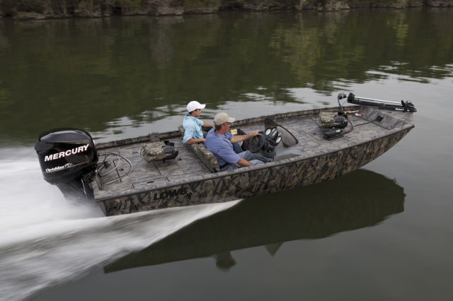 The definition of an outboard motor is a detachable engine mounted on outboard brackets on the stern of your boat.  This configuration will have only one single engine.